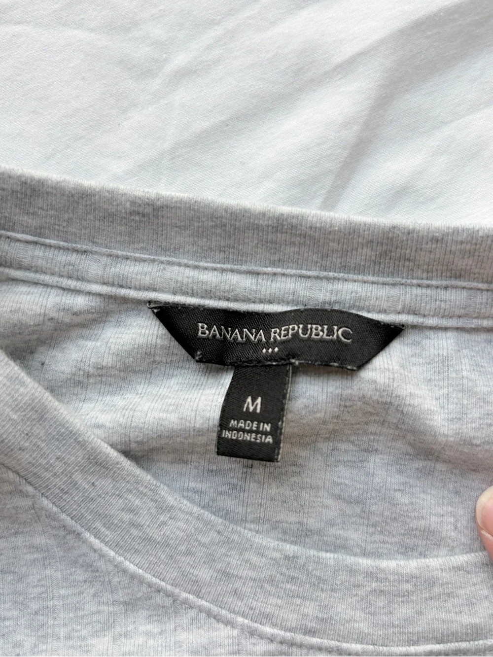 Banana Republic Light Gray Ribbed Short Sleeve Tee
